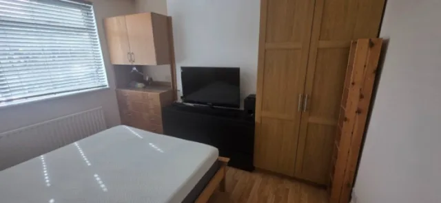 Комната в Abbey Wood с парковкой
