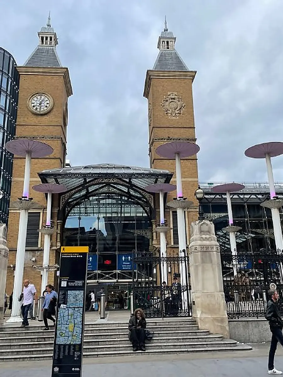 UK clocks go back on 25 October