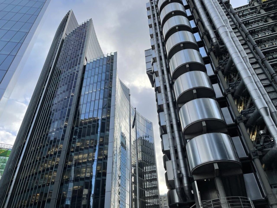 Financial-sector buildings in the City of London