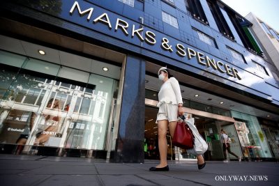 Marks & Spencer утвердил планы по сокращению сотрудников