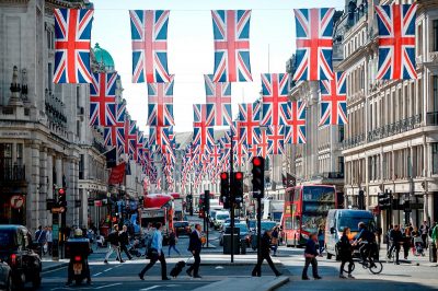 Оксфорд-стрит в Лондоне частично станет пешеходной зоной