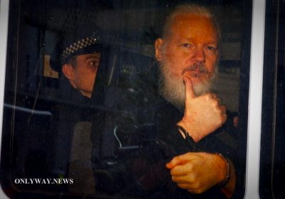 Высокий суд Лондона вынес постановление, которое грозит основателю WikiLeaks Джулиану Ассанжу экстрадицией из Великобритании в США