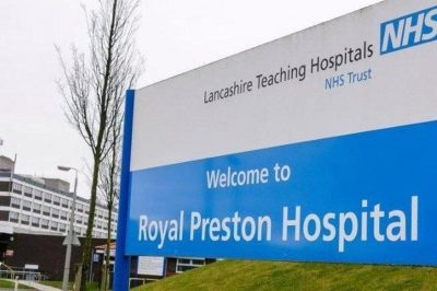 Национальная служба здравоохранения заявила, что в нескольких больницах по всей Англии будут созданы центры экстренной помощи больным коронавирусом.