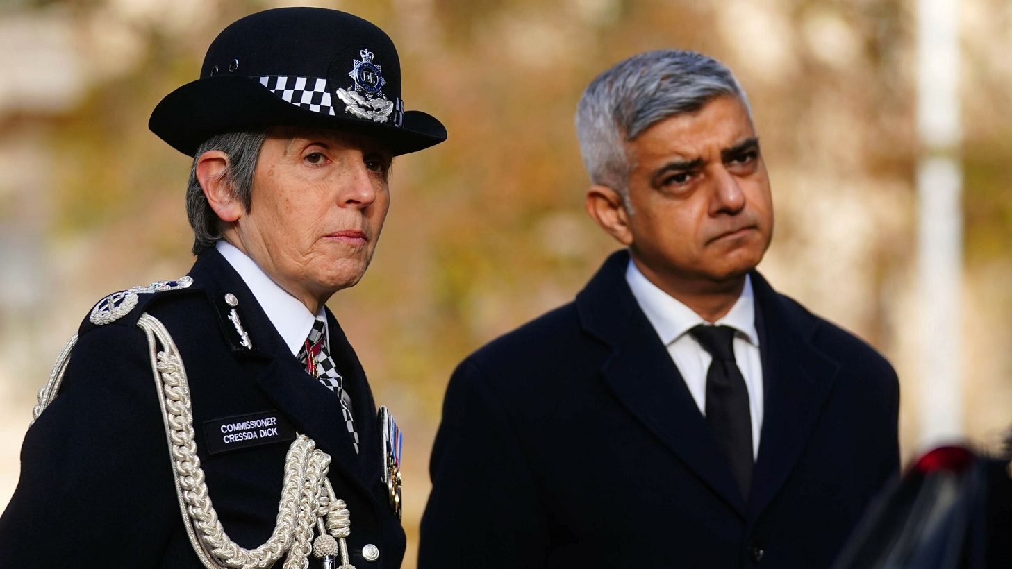 Комиссар столичной полиции Лондона Дама Крессида Дик покидает свою должность после серии разрушительных споров.