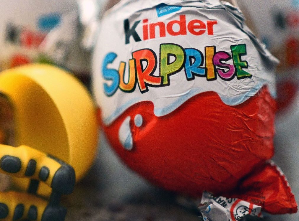 Шоколадные яйца Kinder Surprise были отозваны из-за 63 случая сальмонеллы в Великобритании