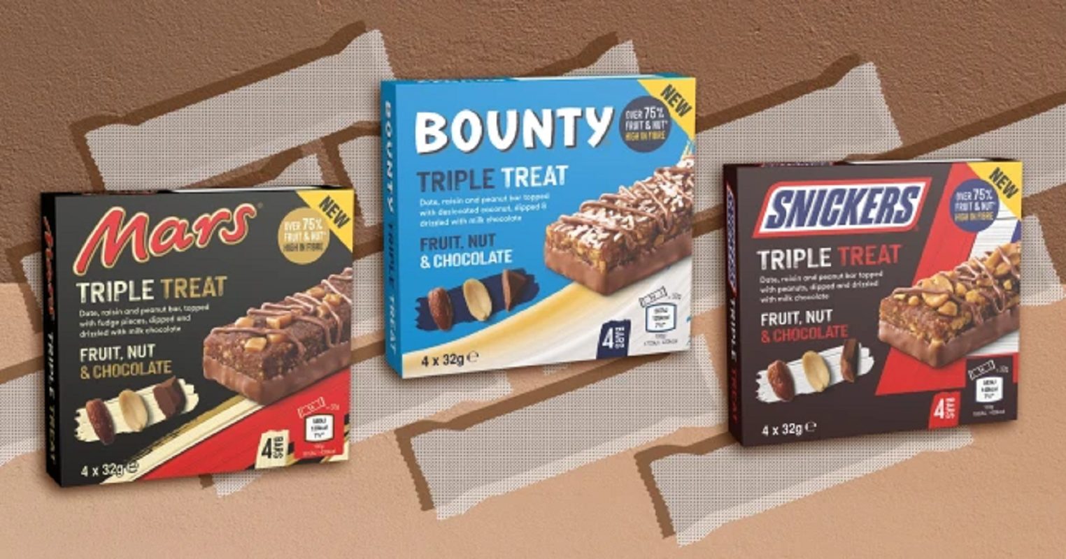Новая линейка «Triple Treat» будет доступна в четырех вариантах — Snickers, Mars, Galaxy и Bounty.