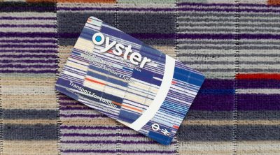 Эксклюзивный тираж карт включает в себя специальный фиолетовый мокет, используемый в поездах Класса 345 Crossrail
