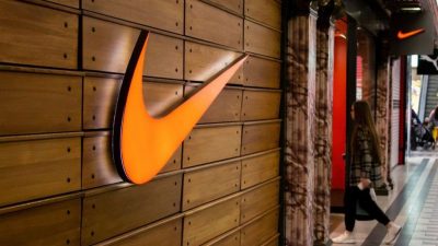 Nike объявила о планах покинуть Россию, став последним западным брендом, покинувшим Россию.