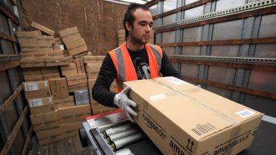 Онлайн-гигант розничной торговли Amazon заявил, что планирует создать более 4000 рабочих мест в Великобритании в этом году.