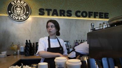 Новая сеть кофеен захватывает торговые точки Starbucks в России