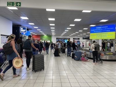 Аэропорт Хитроу продлевает ограничения на полеты до конца октября