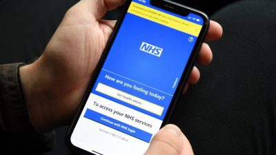 Приложение Covid pass снова работает, говорит NHS Digital, после сбоя