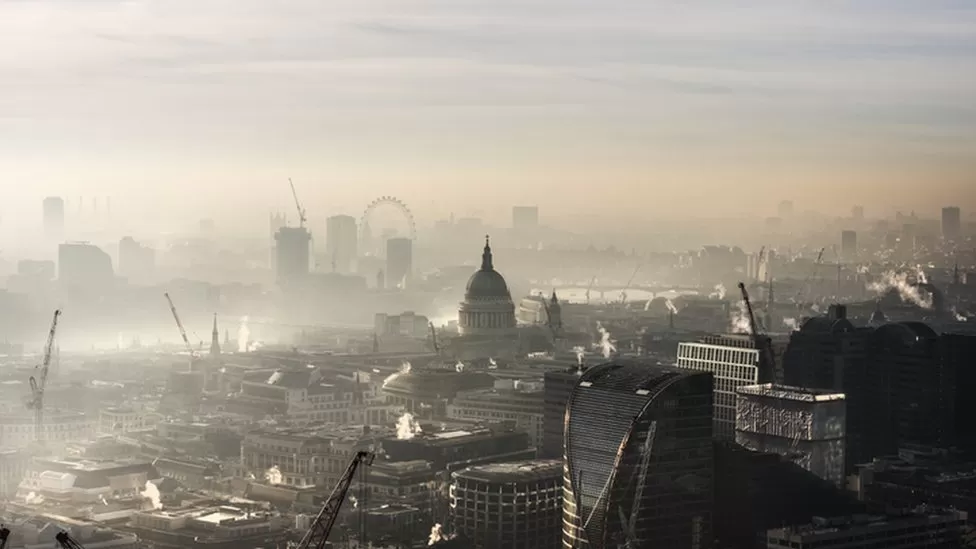 Предупреждение о высоком загрязнении воздуха в Лондоне.