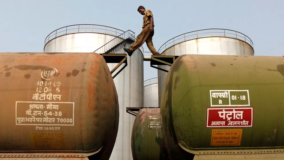 Импорт нефти из России в Индию подскочил в десять раз