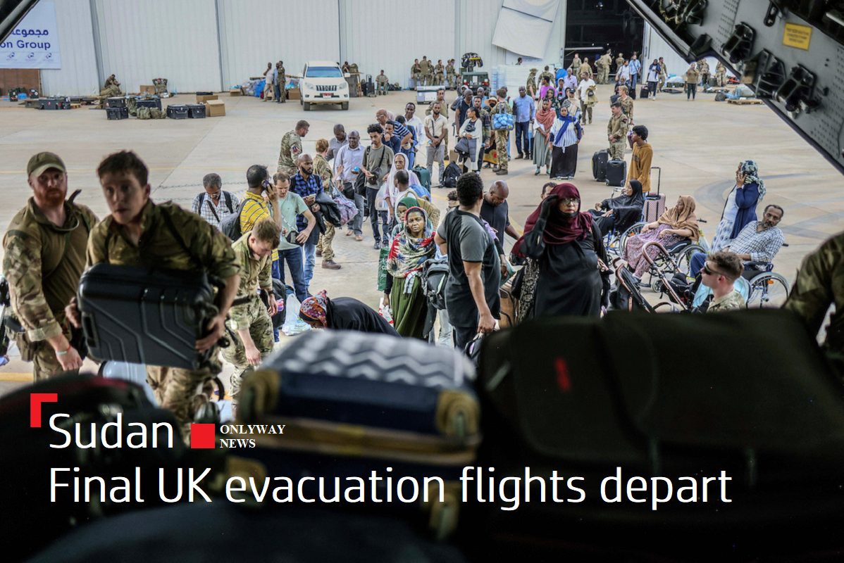 Правительство Великобритании прекратило эвакуационные рейсы из Судана.