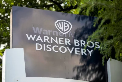 Warner Bros расширит киностудии Барби в Великобритании.