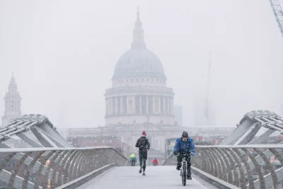 На Великобританию обрушится снег - температура опустится до -5 градусов по Цельсию.