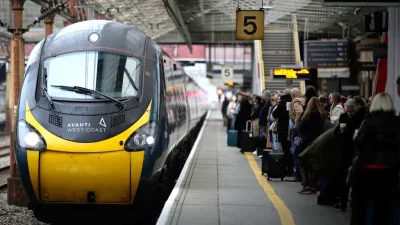 Регулируемые тарифы на проезд в поездах в Англии вырастут до 4,9%
