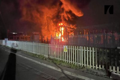 Пожар возле аэропорта Хитроу в Лондоне.